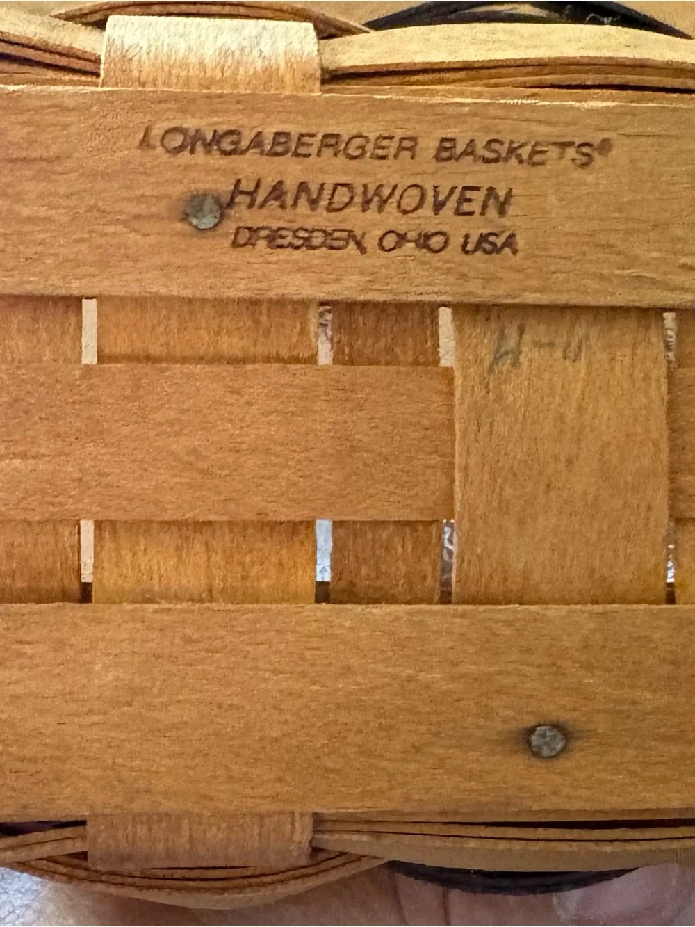Longaberger Patriotic Basket w/wooden lid, EUC